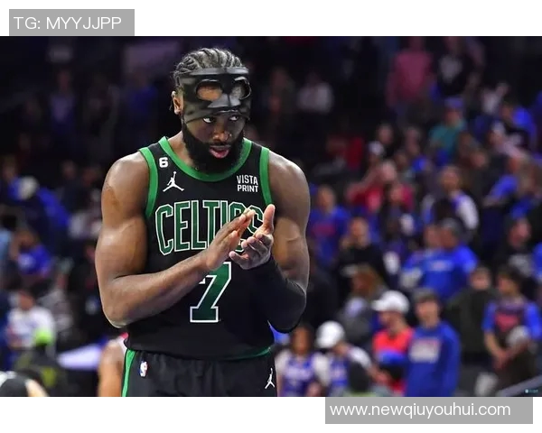 杰伦布朗分享助攻秘诀积极研究录像提升队友进攻参与度 杰伦布朗分享助攻秘诀积极研究录像提升队友进攻参与度