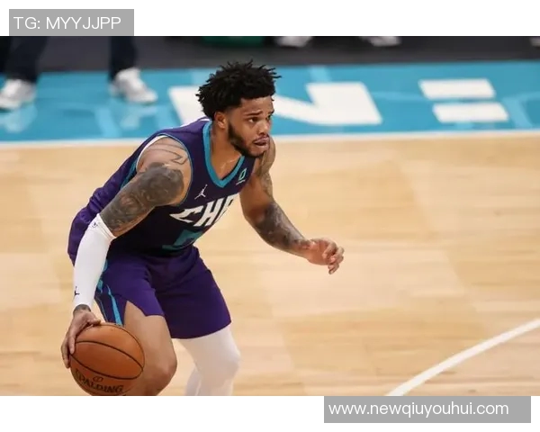 迈尔斯布里奇斯表现出色14投6中贡献17分4篮板三分球命中率高达50