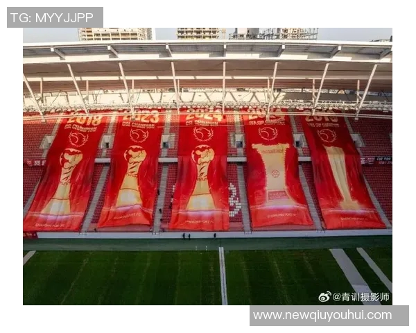 上海海港盛大召开赛季总结会庆祝三连冠荣耀四星闪耀申城