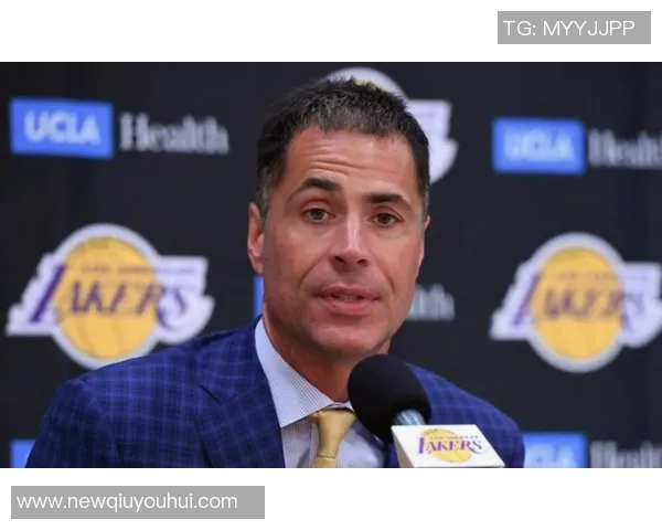 克里斯蒂谈弗拉格表现起伏称年轻球员需团队共同减压