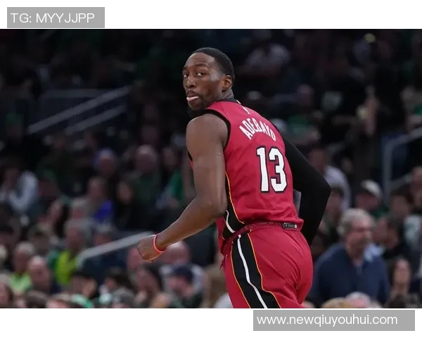 阿德巴约九年媒体日变化难以辨识年份让人困惑